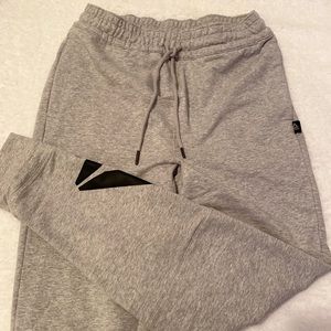 reebok sweatpant joggers